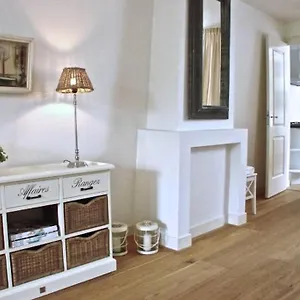 Apartment Stylish Canalhouse B, Amsterdam