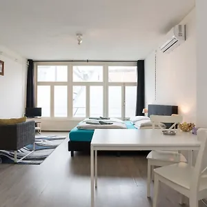 Apartment Redlight District Private Smokers Friendly, Amsterdam